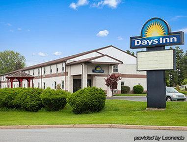 Days Inn By Wyndham Lancaster Pa Dutch Country Ronks Buitenkant foto